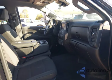 2022 Chevrolet Silverado 1500 2Wd Short Bed Custom z USA, uszkodzony, nr VIN 3GCPABEK3NG592577